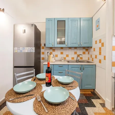 Fronte Mare In Palazzo D'epoca * Сиракузы