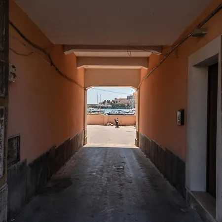 Апартаменты Fronte Mare In Palazzo D'epoca Сиракузы